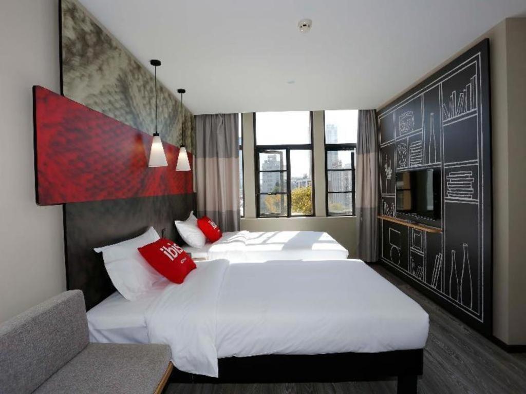 Отель Ibis Kunming Beijing Rd Экстерьер фото