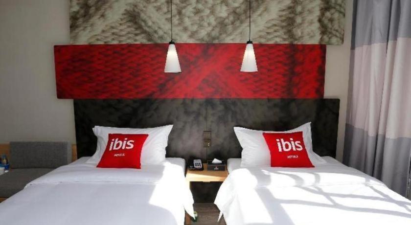 Отель Ibis Kunming Beijing Rd Экстерьер фото